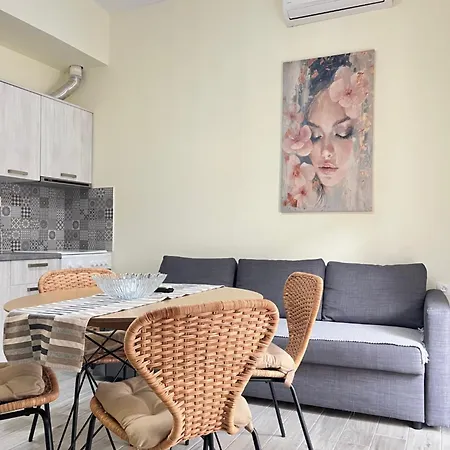 Eos Apartment *